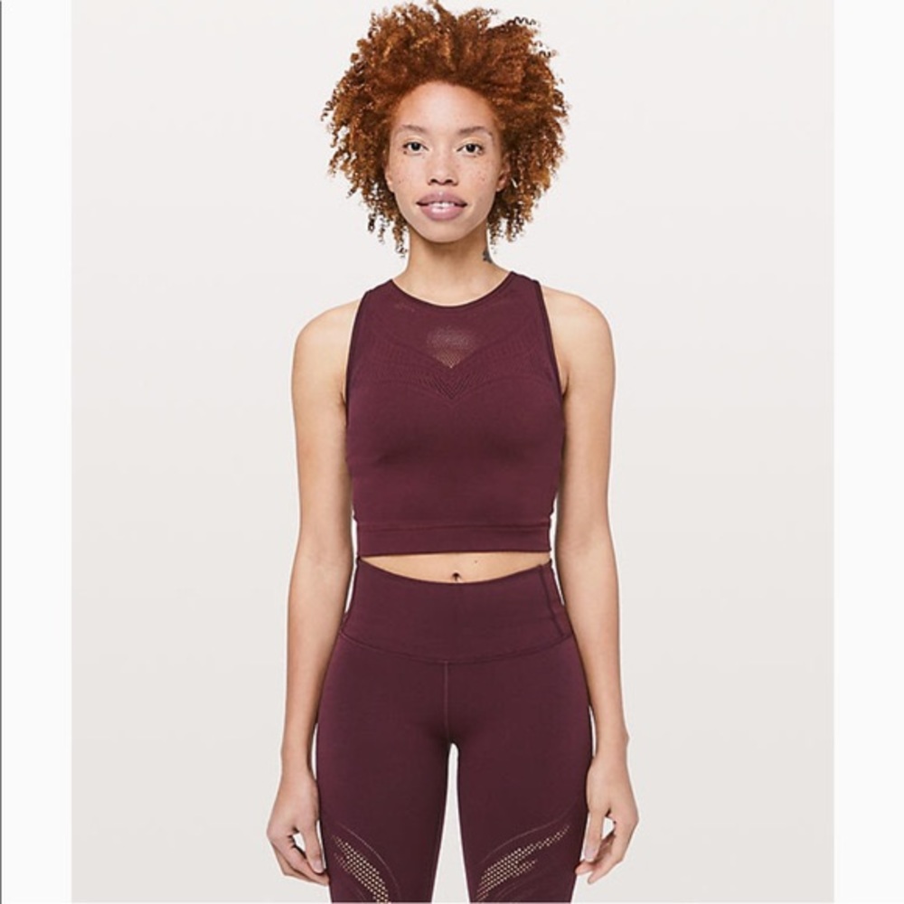 Lululemon Reveal Crop Top
